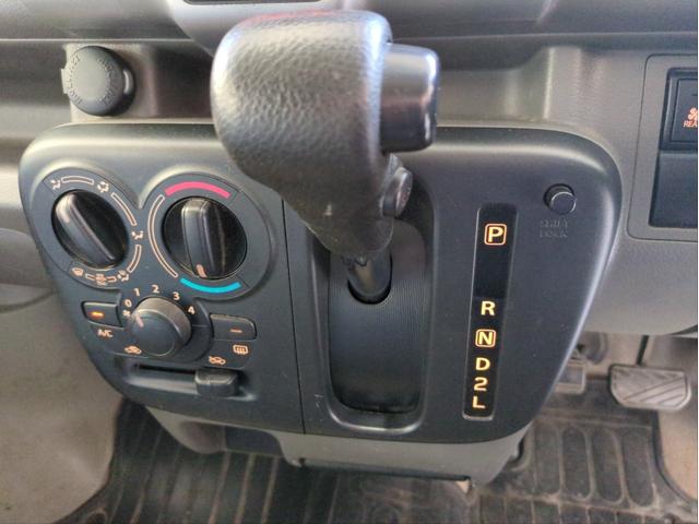 弊社グループはあいおいニッセイ同和損保等大手損保会社の指定修理工場としても稼働しております。鈑金、塗装修理も弊社にお任せ下さい。