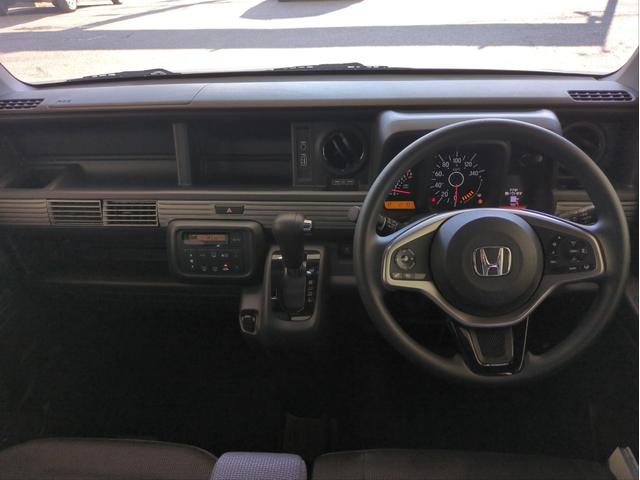 Ｎ－ＶＡＮ＋スタイル ファン・ホンダセンシング　衝突軽減装置　追従クルコン　両側スライド　レーンアシスト　アクセル踏み間違い防止装置　フルフラットシート　ＬＥＤライト　オートライト　ＵＳＢ接続　ＡＵＶ接続　Ｐスタート　ステアリングリモコン（12枚目）