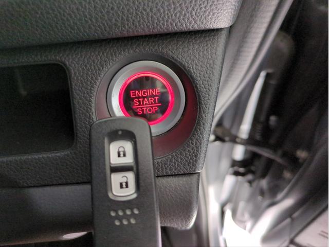 Ｎ－ＶＡＮ＋スタイル ファン・ホンダセンシング　衝突軽減装置　追従クルコン　両側スライド　レーンアシスト　アクセル踏み間違い防止装置　フルフラットシート　ＬＥＤライト　オートライト　ＵＳＢ接続　ＡＵＶ接続　Ｐスタート　ステアリングリモコン（16枚目）