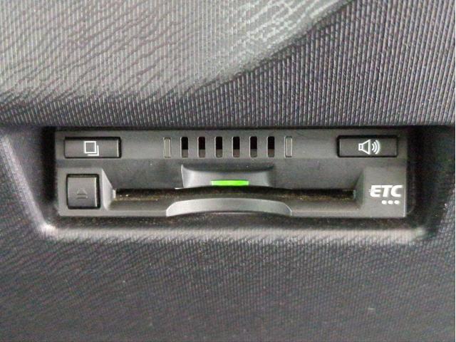 アクア Sスタイルブラック 社外ナビ 衝突軽減装置 車線逸脱警報 バックカメラ ドラレコ ETC BTオーディオ CD・DVD再生 社外アルミ アイドリングストップ オートライト プッシュスタート(17枚目)