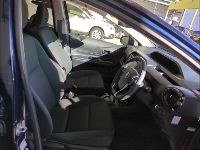 アクア Sスタイルブラック 社外ナビ 衝突軽減装置 車線逸脱警報 バックカメラ ドラレコ ETC BTオーディオ CD・DVD再生 社外アルミ アイドリングストップ オートライト プッシュスタート(25枚目)