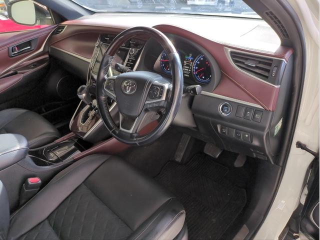 ハリアー プレミアム　アドバンスドパッケージ　衝突軽減Ｂ　全周囲カメラ　レーンキープ　クリアランスソナー　ＳＤナビ　追従クルコン　電動リアゲート　電動シート　ＬＥＤライト　オ－トライト　ドラレコ　ＥＴＣ　純正アルミ　ＢＴ接続　ステアリモコン（24枚目）