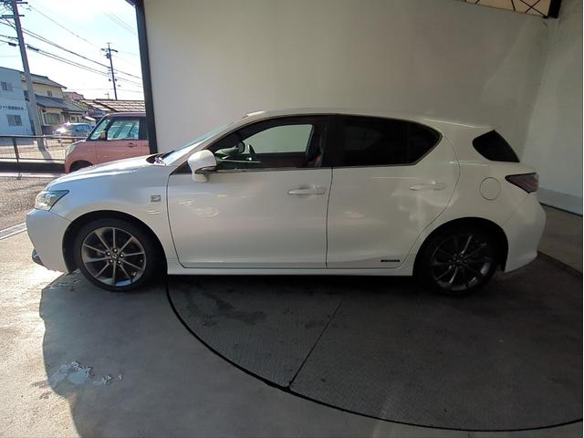 ＣＴ ＣＴ２００ｈ　Ｆスポーツ　バックカメラ　障害物センサー　ＨＤＤナビ　サンルーフ　　オートクルコン　ＬＥＤライト　オートライト　ＥＴＣ　ドラレコ　シートヒーター　純正アルミ　ＢＴ接続　パドルシフト　フルセグＴＶ　ステアリモコン（46枚目）