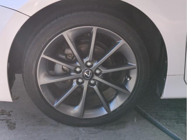 ＣＴ ＣＴ２００ｈ　Ｆスポーツ　バックカメラ　障害物センサー　ＨＤＤナビ　サンルーフ　　オートクルコン　ＬＥＤライト　オートライト　ＥＴＣ　ドラレコ　シートヒーター　純正アルミ　ＢＴ接続　パドルシフト　フルセグＴＶ　ステアリモコン（48枚目）