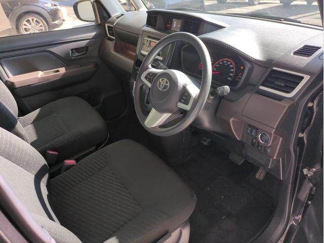 ルーミー Ｇ　Ｓ　両側電動スライド　衝突軽減ブレーキ　Ｂカメラ　全周囲カメラ　オートクルコン　オ－トライト　Ａストップ　Ｐスタート　ＣＤ再生　スマートキー　ステアリモコン　電動格納ミラー　フルフラットシート（22枚目）