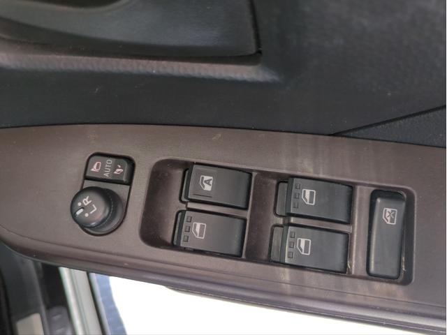 ルーミー Ｇ　Ｓ　両側電動スライド　衝突軽減ブレーキ　Ｂカメラ　全周囲カメラ　オートクルコン　オ－トライト　Ａストップ　Ｐスタート　ＣＤ再生　スマートキー　ステアリモコン　電動格納ミラー　フルフラットシート（37枚目）