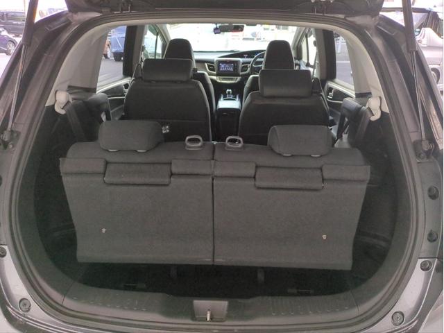 ジェイド ハイブリッドＸ　衝突軽減装置　追従クルコン　ＤＩＳＰオーディオ　レーンアシスト　車線逸脱警報　ハーフレザーシート　ＢＴオーディオ　ＵＳＢ接続　ドラレコ　ＬＥＤライト　オートライト　純正アルミ　３列シート　６人乗り（11枚目）