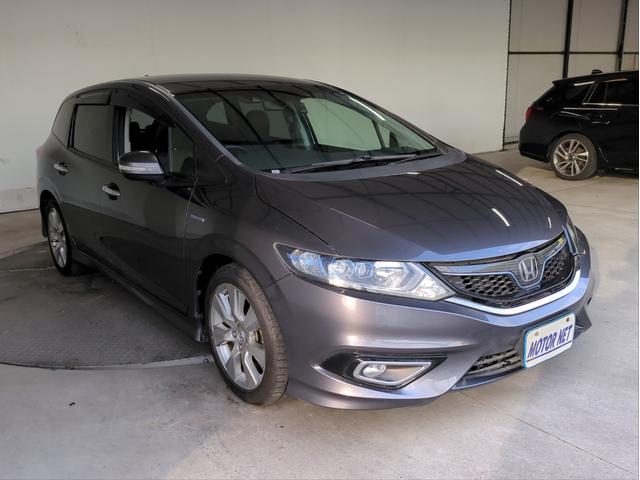 ジェイド ハイブリッドＸ　衝突軽減装置　追従クルコン　ＤＩＳＰオーディオ　レーンアシスト　車線逸脱警報　ハーフレザーシート　ＢＴオーディオ　ＵＳＢ接続　ドラレコ　ＬＥＤライト　オートライト　純正アルミ　３列シート　６人乗り（19枚目）