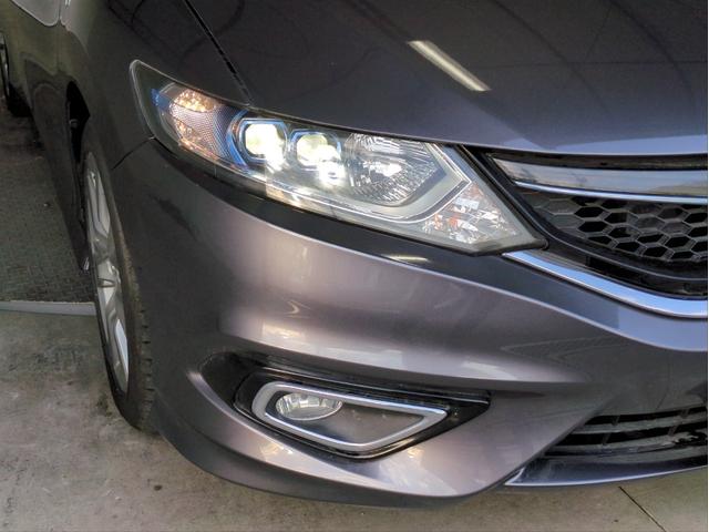 ジェイド ハイブリッドＸ　衝突軽減装置　追従クルコン　ＤＩＳＰオーディオ　レーンアシスト　車線逸脱警報　ハーフレザーシート　ＢＴオーディオ　ＵＳＢ接続　ドラレコ　ＬＥＤライト　オートライト　純正アルミ　３列シート　６人乗り（21枚目）