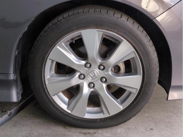 ジェイド ハイブリッドＸ　衝突軽減装置　追従クルコン　ＤＩＳＰオーディオ　レーンアシスト　車線逸脱警報　ハーフレザーシート　ＢＴオーディオ　ＵＳＢ接続　ドラレコ　ＬＥＤライト　オートライト　純正アルミ　３列シート　６人乗り（22枚目）