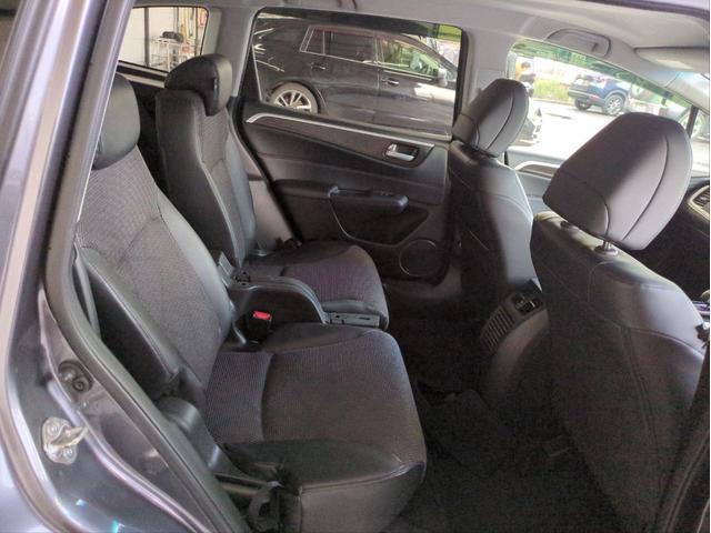 ジェイド ハイブリッドＸ　衝突軽減装置　追従クルコン　ＤＩＳＰオーディオ　レーンアシスト　車線逸脱警報　ハーフレザーシート　ＢＴオーディオ　ＵＳＢ接続　ドラレコ　ＬＥＤライト　オートライト　純正アルミ　３列シート　６人乗り（25枚目）