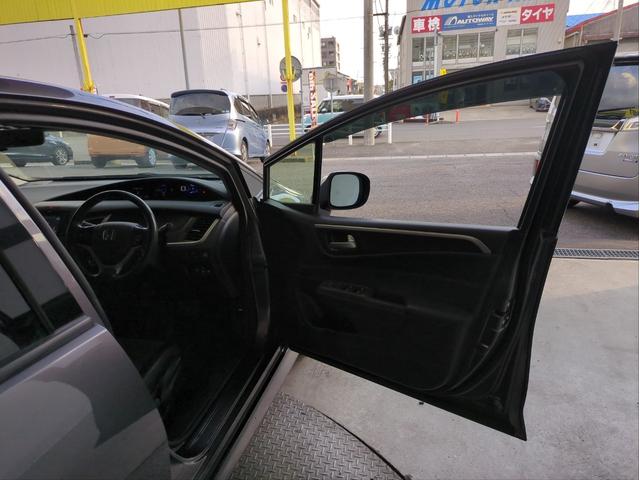 ジェイド ハイブリッドＸ　衝突軽減装置　追従クルコン　ＤＩＳＰオーディオ　レーンアシスト　車線逸脱警報　ハーフレザーシート　ＢＴオーディオ　ＵＳＢ接続　ドラレコ　ＬＥＤライト　オートライト　純正アルミ　３列シート　６人乗り（33枚目）