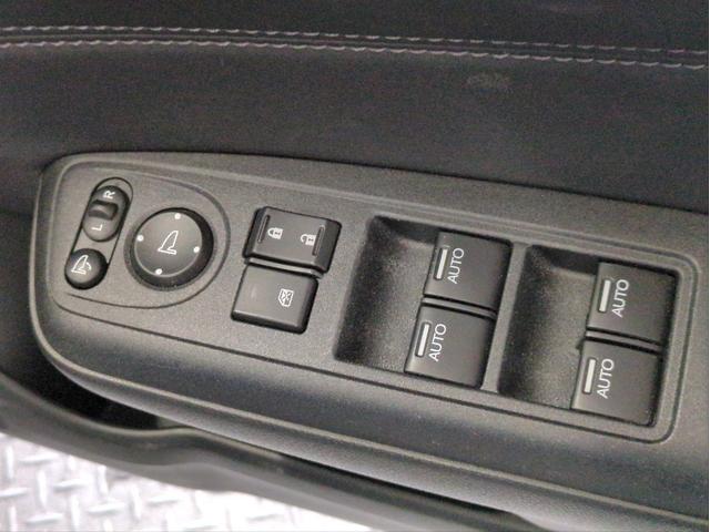 ジェイド ハイブリッドＸ　衝突軽減装置　追従クルコン　ＤＩＳＰオーディオ　レーンアシスト　車線逸脱警報　ハーフレザーシート　ＢＴオーディオ　ＵＳＢ接続　ドラレコ　ＬＥＤライト　オートライト　純正アルミ　３列シート　６人乗り（34枚目）