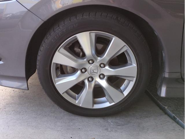 ジェイド ハイブリッドＸ　衝突軽減装置　追従クルコン　ＤＩＳＰオーディオ　レーンアシスト　車線逸脱警報　ハーフレザーシート　ＢＴオーディオ　ＵＳＢ接続　ドラレコ　ＬＥＤライト　オートライト　純正アルミ　３列シート　６人乗り（44枚目）