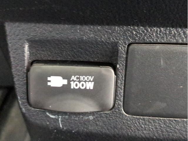 アルファード ２．５Ｓ　Ａパッケージ　サンルーフ　後席モニター　衝突軽減装置　両側電動スライド　追従クルコン　障害物センサー　ＢＳＭ　レーンアシスト　バックカメラ　ＢＴオーディオ　ＵＳＢ接続　ＥＴＣ２．０　純正ナビ　オットマン　７人乗り（43枚目）