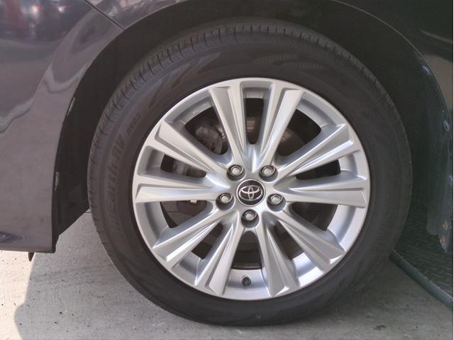 アルファード ２．５Ｓ　Ａパッケージ　サンルーフ　後席モニター　衝突軽減装置　両側電動スライド　追従クルコン　障害物センサー　ＢＳＭ　レーンアシスト　バックカメラ　ＢＴオーディオ　ＵＳＢ接続　ＥＴＣ２．０　純正ナビ　オットマン　７人乗り（55枚目）