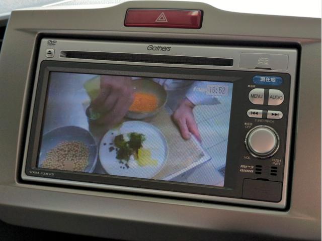 フリードハイブリッド ジャストセレクション　電動スライドドア　メモリーナビ　オ－トクルコン　ＨＩＤライト　オートライト　ドラレコ　ＥＴＣ　ＣＤ／ＤＶＤ再生　スマートキー　電動格納ミラー　ＵＳＢ接続　ウォークスルー（29枚目）