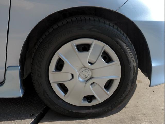 フリードハイブリッド ジャストセレクション　電動スライドドア　メモリーナビ　オ－トクルコン　ＨＩＤライト　オートライト　ドラレコ　ＥＴＣ　ＣＤ／ＤＶＤ再生　スマートキー　電動格納ミラー　ＵＳＢ接続　ウォークスルー（46枚目）