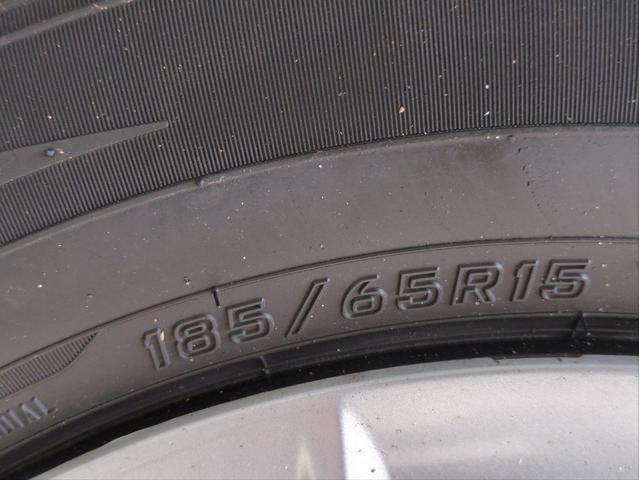 フリードハイブリッド ジャストセレクション　電動スライドドア　メモリーナビ　オ－トクルコン　ＨＩＤライト　オートライト　ドラレコ　ＥＴＣ　ＣＤ／ＤＶＤ再生　スマートキー　電動格納ミラー　ＵＳＢ接続　ウォークスルー（48枚目）