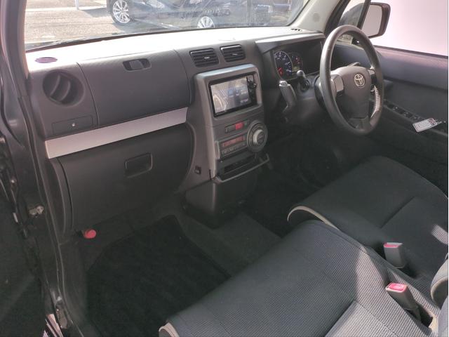 ピクシススペース カスタム　ＲＳ　純正ナビ　バックカメラ　ターボ　ＢＴオーディオ　ＵＳＢ接続　スマートキー　ドラレコ　ＥＴＣ　ＨＩＤライト　Ｆフォグランプ　純正アルミ　アイドリングストップ　ベンチシート（8枚目）