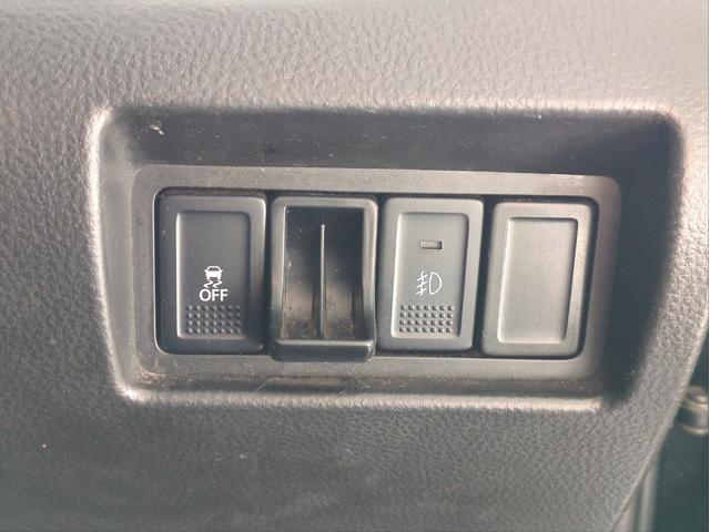 スイフトスポーツ ベースグレード バックカメラ SDナビ オートクルコン HIDライト オートライト Fフォグランプ フルセグTV CD再生 BT接続 純正アルミ ETC フロアマット Pスタート スマートキー(18枚目)