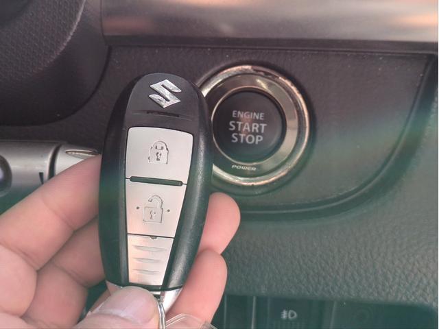 スイフトスポーツ ベースグレード バックカメラ SDナビ オートクルコン HIDライト オートライト Fフォグランプ フルセグTV CD再生 BT接続 純正アルミ ETC フロアマット Pスタート スマートキー(19枚目)