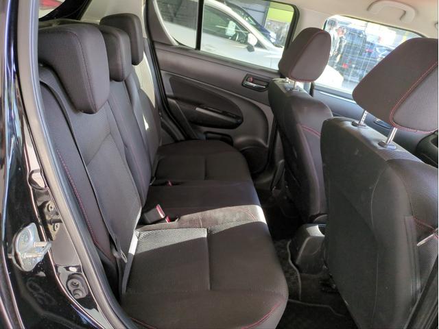 スイフトスポーツ ベースグレード バックカメラ SDナビ オートクルコン HIDライト オートライト Fフォグランプ フルセグTV CD再生 BT接続 純正アルミ ETC フロアマット Pスタート スマートキー(26枚目)