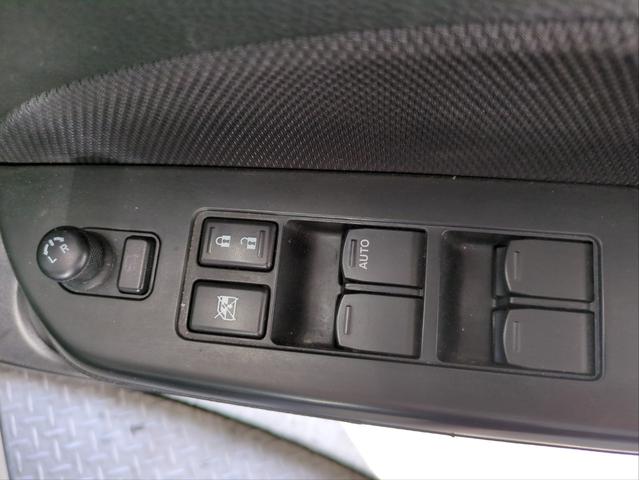 スイフトスポーツ ベースグレード バックカメラ SDナビ オートクルコン HIDライト オートライト Fフォグランプ フルセグTV CD再生 BT接続 純正アルミ ETC フロアマット Pスタート スマートキー(35枚目)