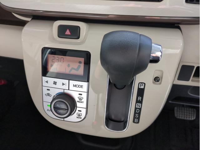 ムーヴキャンバス Ｘメイクアップリミテッド　ＳＡＩＩＩ　両側電動スライド　衝突軽減装置　純正ナビ　全周囲カメラ　ＢＴオーディオ　ＣＤ・ＤＶＤ再生　ＬＥＤライト　オートライト　Ｆフォグランプ　ＥＴＣ　アイドリングストップ　ベンチシート（32枚目）