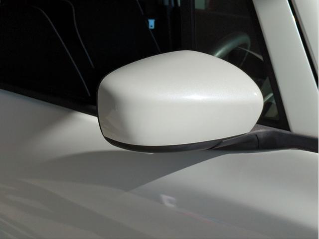 ハスラー G ディスプレイオーディオ 衝突軽減ブレーキ シートヒーター BT接続 CD/DVD再生 Aストップ ベンチシート Pスタート スマートキー USB接続 フロアマット(44枚目)