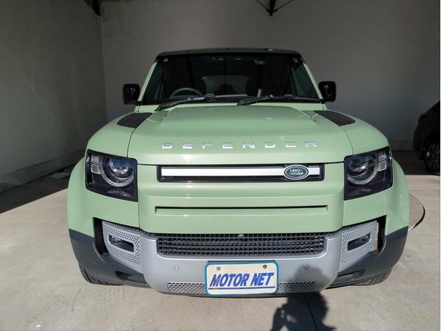 ディフェンダー 　１１０　７５ｔｈリミテッドＥＤ　サンルーフ　本革シート　衝突軽減Ｂ　追従クルコン　全周囲カメラ　ＢＳＭ　電動リアゲート　電動シート　シート・ハンドルヒーター　クーラーボックス　ワイヤレス充電（47枚目）