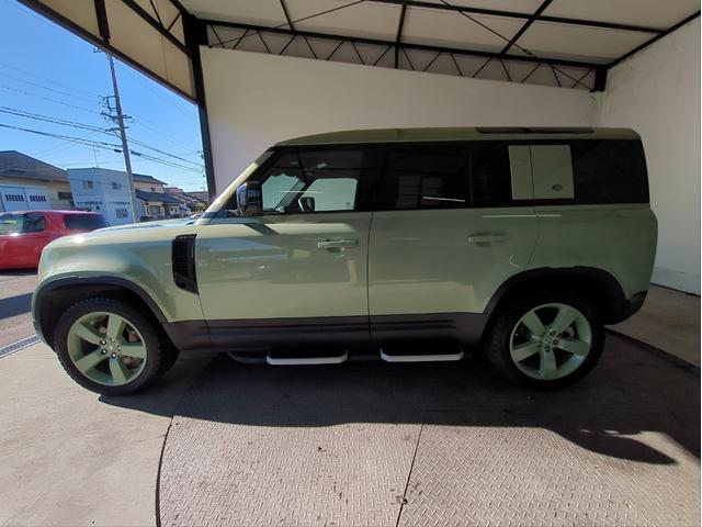 ディフェンダー 　１１０　７５ｔｈリミテッドＥＤ　サンルーフ　本革シート　衝突軽減Ｂ　追従クルコン　全周囲カメラ　ＢＳＭ　電動リアゲート　電動シート　シート・ハンドルヒーター　クーラーボックス　ワイヤレス充電（53枚目）