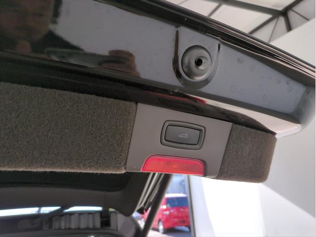 カイエン S バックカメラ 障害物センサー SDナビ オートクルコン HIDライト オートライト シートヒーター ETC ドラレコ 電動リアゲート 純正アルミ 本革シート BT接続 パドルシフト ターボ(30枚目)