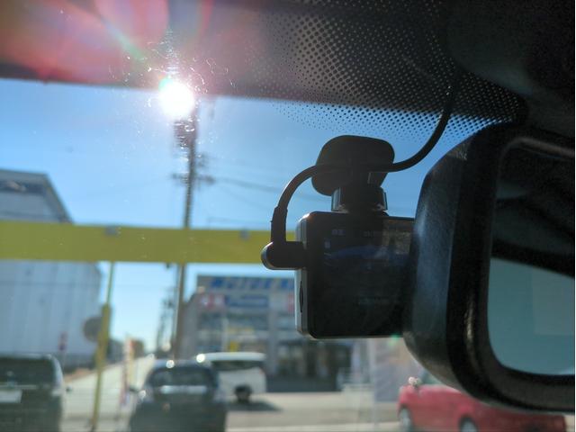 カイエン S バックカメラ 障害物センサー SDナビ オートクルコン HIDライト オートライト シートヒーター ETC ドラレコ 電動リアゲート 純正アルミ 本革シート BT接続 パドルシフト ターボ(39枚目)