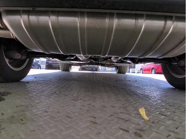 カイエン S バックカメラ 障害物センサー SDナビ オートクルコン HIDライト オートライト シートヒーター ETC ドラレコ 電動リアゲート 純正アルミ 本革シート BT接続 パドルシフト ターボ(57枚目)