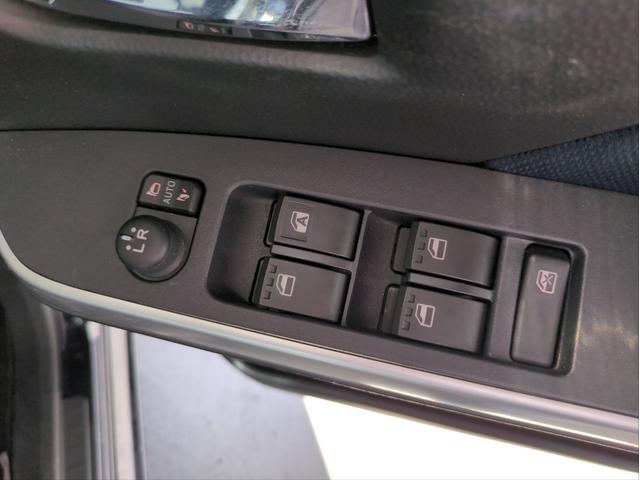 ルーミー カスタムG-T 衝突軽減装置 追従クルコン 純正ナビ 車線逸脱警報 障害物センサー バックカメラ ターボ BTオーディオ USB接続 純正アルミ LEDライト オートライト アイドリングストップ Pスタート(36枚目)