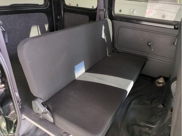ハイゼットカーゴ DX SAIII 両側スライド 衝突軽減装置 車線逸脱警報 バックカメラ ルーフキャリア オートライト ETC アイドリングストップ ラジオデッキ 横滑り防止装置 オートハイビーム(25枚目)