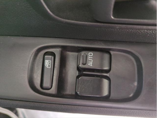 ハイゼットカーゴ DX SAIII 両側スライド 衝突軽減装置 車線逸脱警報 バックカメラ ルーフキャリア オートライト ETC アイドリングストップ ラジオデッキ 横滑り防止装置 オートハイビーム(30枚目)