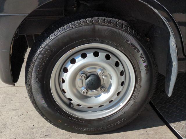 ハイゼットカーゴ DX SAIII 両側スライド 衝突軽減装置 車線逸脱警報 バックカメラ ルーフキャリア オートライト ETC アイドリングストップ ラジオデッキ 横滑り防止装置 オートハイビーム(40枚目)