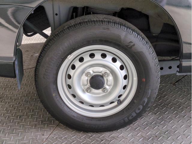 ハイゼットカーゴ DX SAIII 両側スライド 衝突軽減装置 車線逸脱警報 バックカメラ ルーフキャリア オートライト ETC アイドリングストップ ラジオデッキ 横滑り防止装置 オートハイビーム(42枚目)