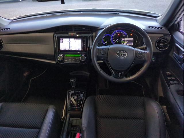 カローラフィールダー ハイブリッドG ダブルバイビー 衝突軽減装置 車線逸脱警報 純正ナビ バックカメラ ハーフレザーシート BTオーディオ CD・DVD再生 LEDライト オートライト 純正アルミ ETC Fフォグランプ アイドリングストップ(12枚目)