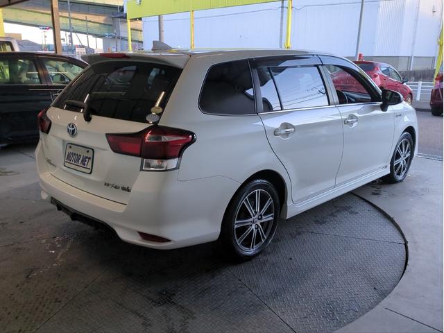 カローラフィールダー ハイブリッドG ダブルバイビー 衝突軽減装置 車線逸脱警報 純正ナビ バックカメラ ハーフレザーシート BTオーディオ CD・DVD再生 LEDライト オートライト 純正アルミ ETC Fフォグランプ アイドリングストップ(21枚目)