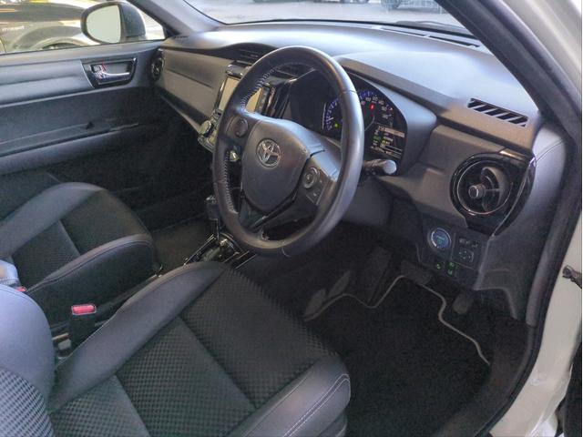 カローラフィールダー ハイブリッドG ダブルバイビー 衝突軽減装置 車線逸脱警報 純正ナビ バックカメラ ハーフレザーシート BTオーディオ CD・DVD再生 LEDライト オートライト 純正アルミ ETC Fフォグランプ アイドリングストップ(24枚目)