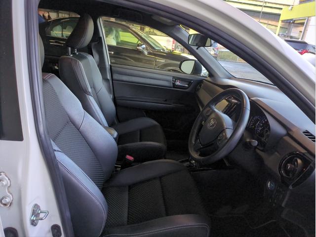 カローラフィールダー ハイブリッドG ダブルバイビー 衝突軽減装置 車線逸脱警報 純正ナビ バックカメラ ハーフレザーシート BTオーディオ CD・DVD再生 LEDライト オートライト 純正アルミ ETC Fフォグランプ アイドリングストップ(25枚目)