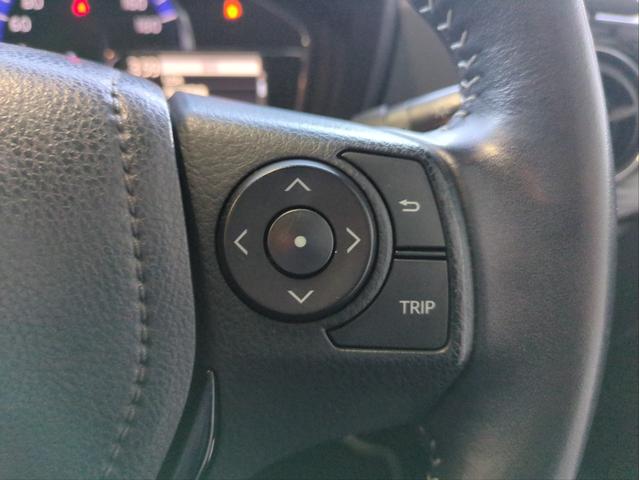 カローラフィールダー ハイブリッドG ダブルバイビー 衝突軽減装置 車線逸脱警報 純正ナビ バックカメラ ハーフレザーシート BTオーディオ CD・DVD再生 LEDライト オートライト 純正アルミ ETC Fフォグランプ アイドリングストップ(28枚目)