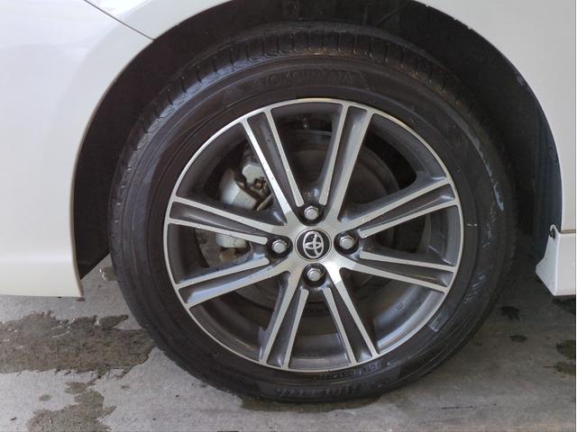 カローラフィールダー ハイブリッドG ダブルバイビー 衝突軽減装置 車線逸脱警報 純正ナビ バックカメラ ハーフレザーシート BTオーディオ CD・DVD再生 LEDライト オートライト 純正アルミ ETC Fフォグランプ アイドリングストップ(46枚目)