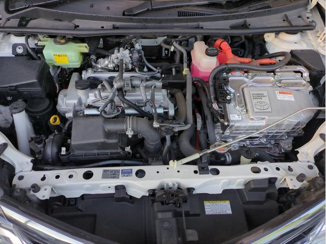 カローラフィールダー ハイブリッドG ダブルバイビー 衝突軽減装置 車線逸脱警報 純正ナビ バックカメラ ハーフレザーシート BTオーディオ CD・DVD再生 LEDライト オートライト 純正アルミ ETC Fフォグランプ アイドリングストップ(50枚目)