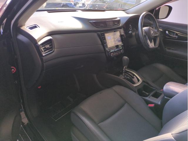 エクストレイル 20Xi 後席モニター 電動リアゲート 衝突軽減装置 追従クルコン レーンアシスト 障害物センサー BSM 全周囲カメラ ドラレコ ETC 純正ナビ BTオーディオ ブルーレイ再生 純正アルミ(8枚目)