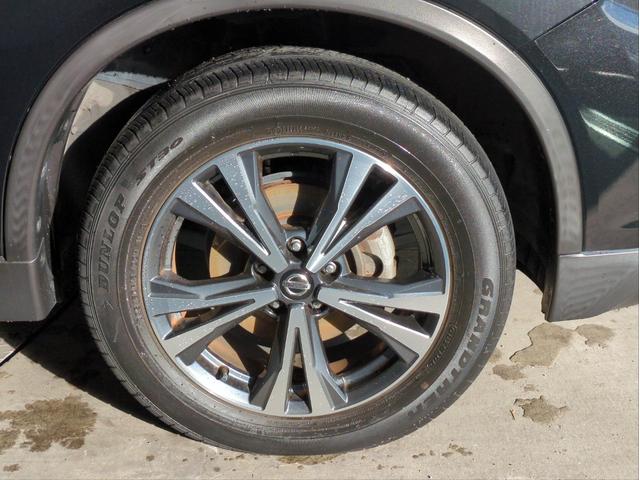 エクストレイル 20Xi 後席モニター 電動リアゲート 衝突軽減装置 追従クルコン レーンアシスト 障害物センサー BSM 全周囲カメラ ドラレコ ETC 純正ナビ BTオーディオ ブルーレイ再生 純正アルミ(23枚目)