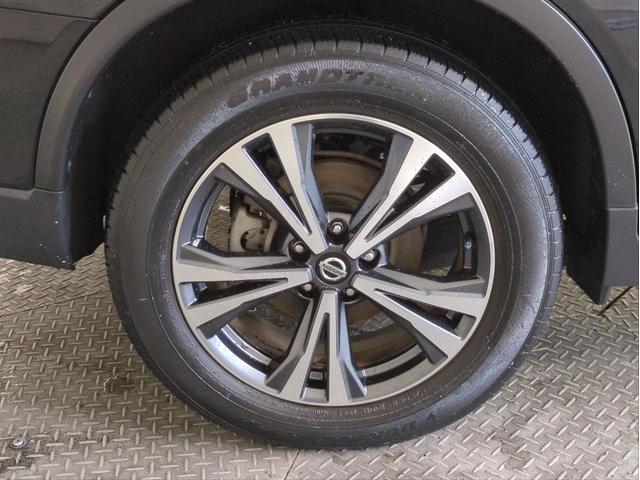 エクストレイル 20Xi 後席モニター 電動リアゲート 衝突軽減装置 追従クルコン レーンアシスト 障害物センサー BSM 全周囲カメラ ドラレコ ETC 純正ナビ BTオーディオ ブルーレイ再生 純正アルミ(53枚目)